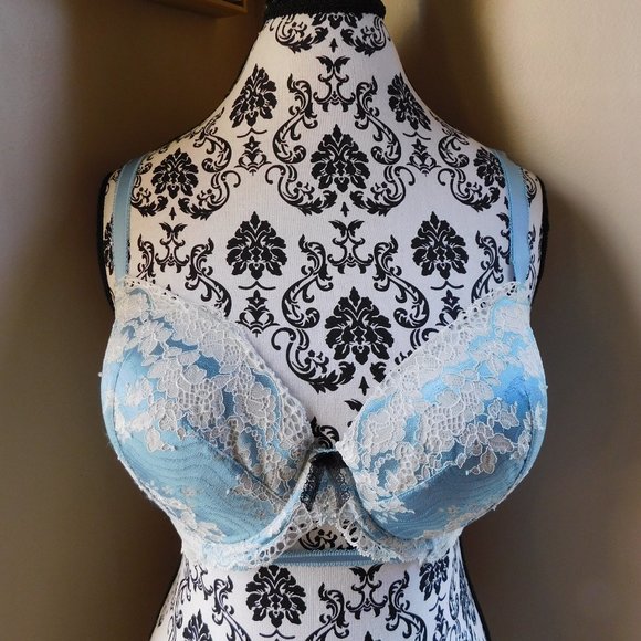 RARE! VICTORIA'S SECRET DREAM ANGEL DEMI BRA - Picture 2 of 15